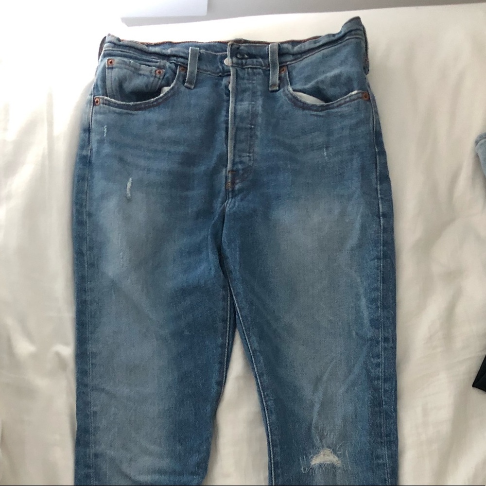 LEVIS 501’s - size 27